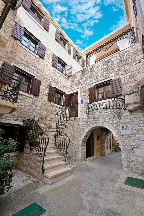 Stone House Srida Lägenhet Baška Voda Exteriör bild